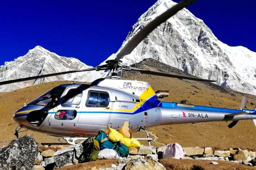 Helicopter flight ban in Everest region